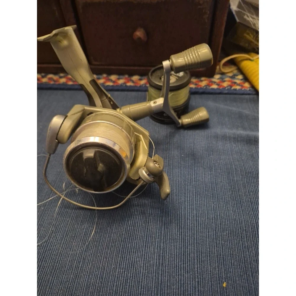Shimano Spirex 4000FD Spinning Reel w/Fast Cast Front Drag RH or LH Retrieve W